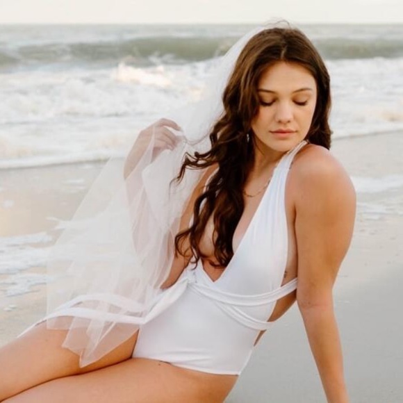 Bridal wedding Veil (NEW) - Picture 5 of 5